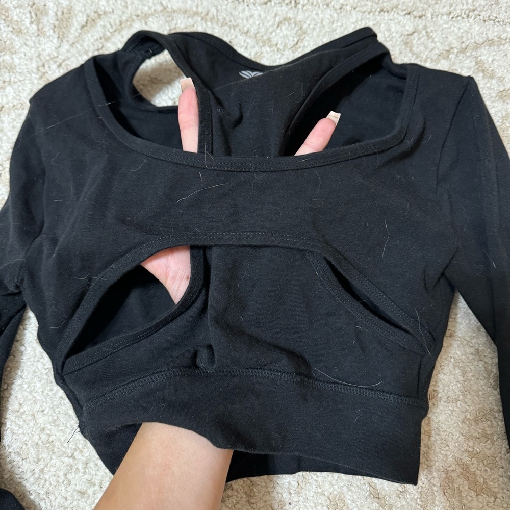 Cut out workout top